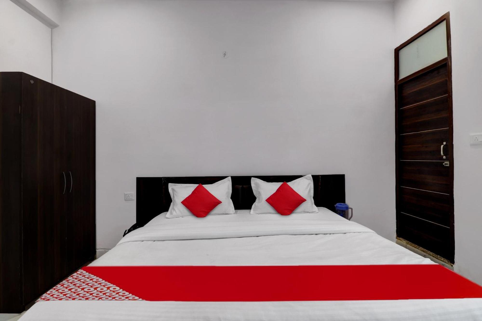 Hotel O Om Pushp Residency Mathura Dış mekan fotoğraf