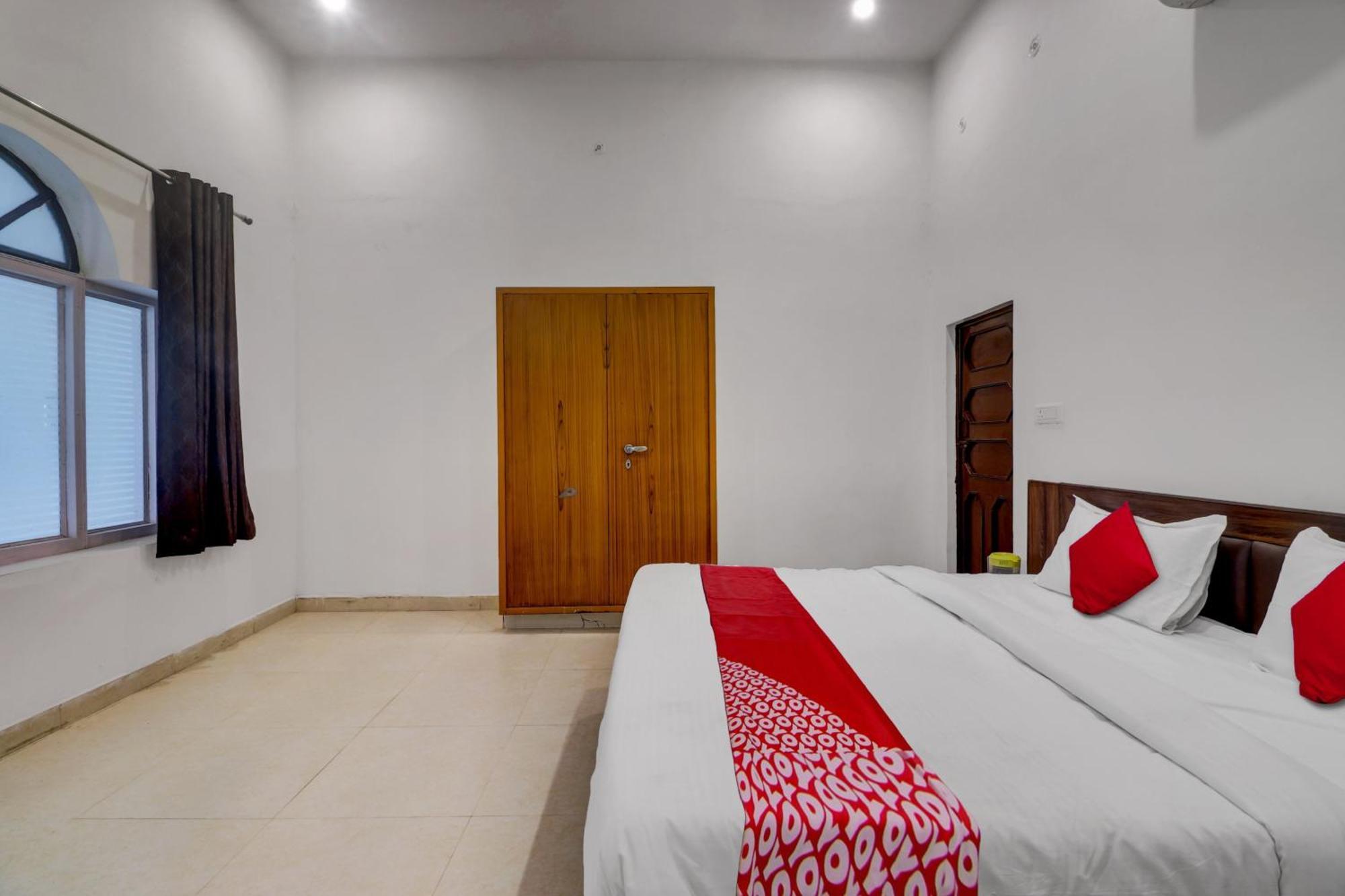 Hotel O Om Pushp Residency Mathura Dış mekan fotoğraf
